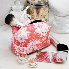 Quilted cosmetic bag