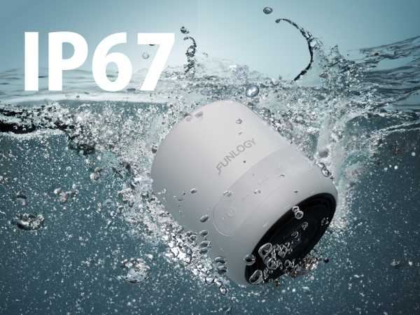 FUNLOGY Portable Mini 一時的な浸水や、塵・砂にも耐えられるIP67規格。 お風呂場での使用はもちろん、急な雨にも対応できます。