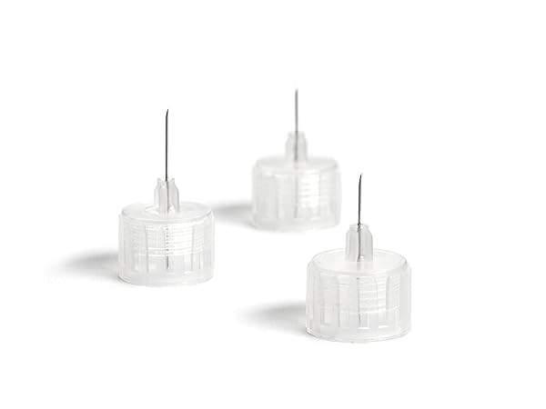 close up of 3 pen needles of different needle lengths