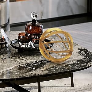 Metal ball decoration is widely used