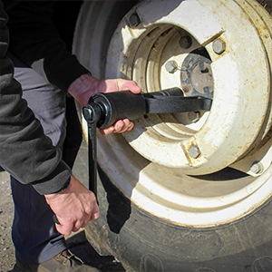 Professional budd socket will a meet a variety of needs, 1-1/2 inch socket for domestic 