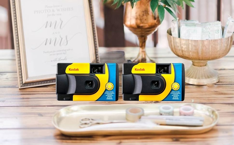 Xuhal 10 pack disposable camera single use film camera 35mm with flash heart printed 24 exposure color film throw away camera for wedding