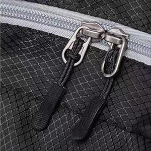 High quality two-way zipper