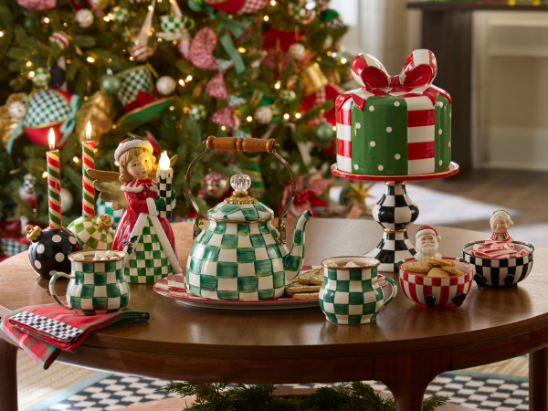 MACKENZIE CHILDS マッケンジーチャイルズ　クリスマスツリー Amazon.com: MACKENZIE-CHILDS Christmas Cardinal Tree with