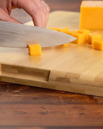 holiday gifts kitchen accessories charcuterie board gift set