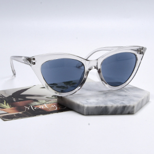 fashionable reading glasses