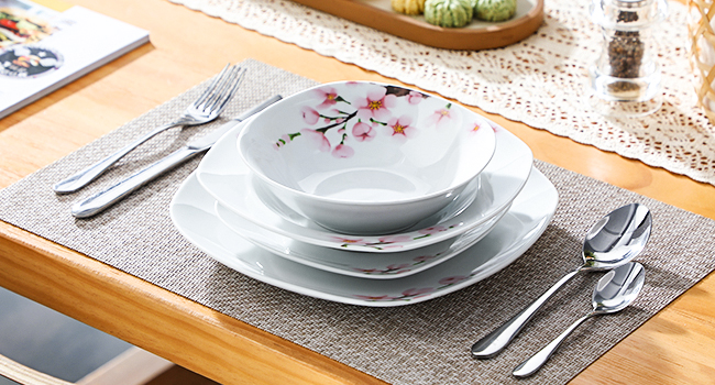 dinnerware sets