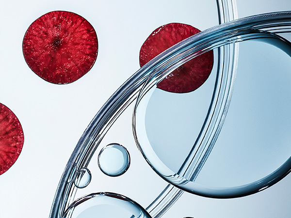 Key ingredients of eye revival serum in cream