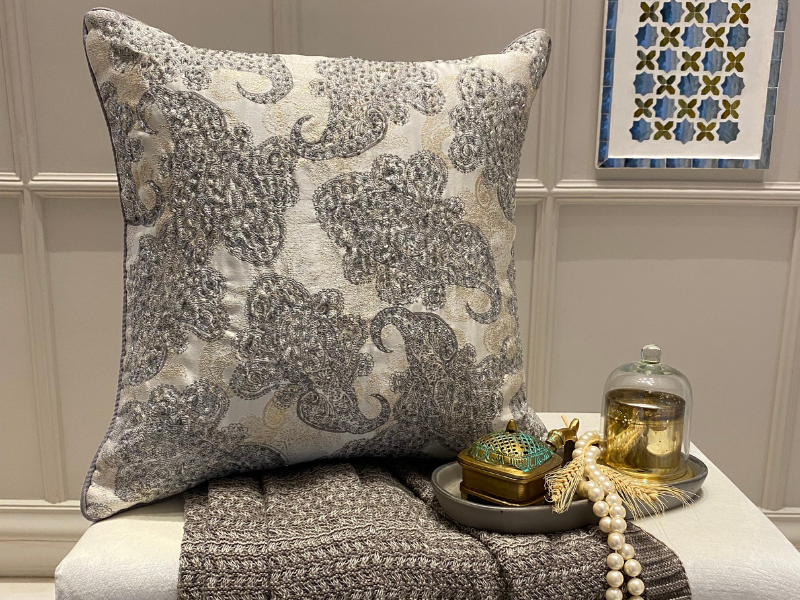 Modern decorative throw pillow cover for couch, sofa, living room, bedroom, patio, and outdoor.