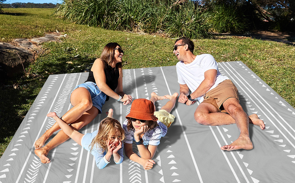 110''×118'' Extra Large Beach Blanket for 8 Adults, Outdoor
