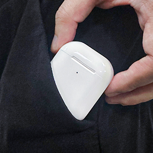 wireless earbuds with charging case