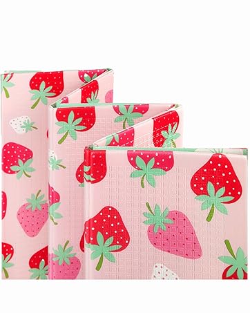 Strawberry Patch 70" x 59" Play Mat