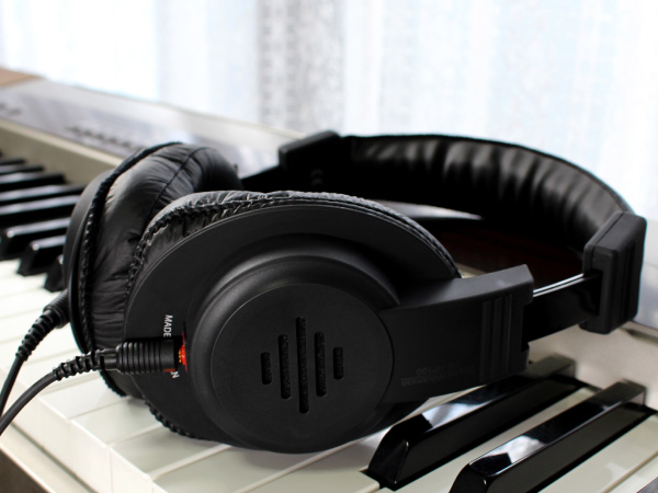Amazon.co.jp: SOUND WARRIOR セミオープン エアー ダイナミック