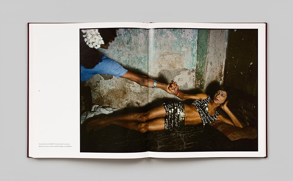 洋書 falkland road mary ellen mark Mary Ellen Mark: FALKLAND ROAD LES PROSTITUEES DE BOMBAY