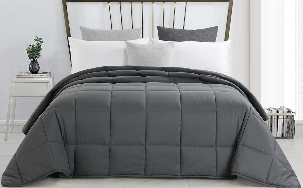 HOMBYS Oversized King Comforter 120x132 Lightweight Down