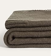 UnHide Classic Knit Blanket