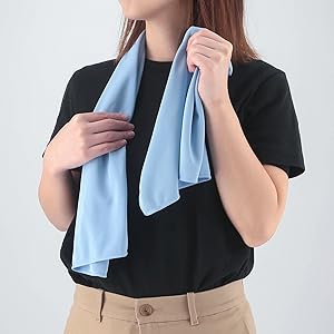 Amazon.co.jp: 不二貿易 携帯ボトル付きクールタオル 冷感タオル