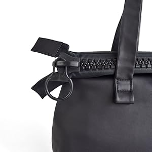 美品　kawa-kawa レザートートバッグ　シルバーリング　ブラック　日本製 美品 kawakawa カワカワ デカチャック レザー トートバッグ A4