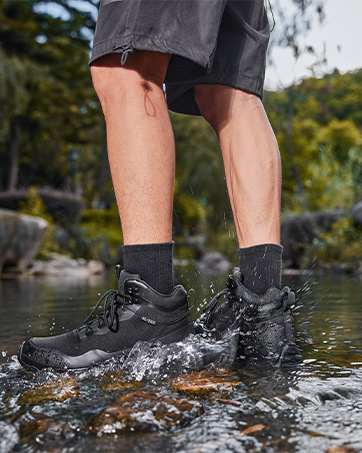 waterproof hiking boots