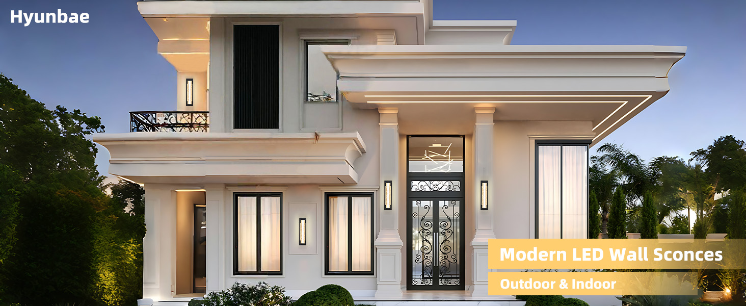 Outdoor wall sconce