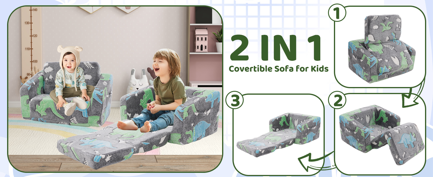 zeigt eine Couch, die sich in eine Fußmatte verwandelt. Druck mit Dinosauriermotiv auf hellblauem Hintergrund
