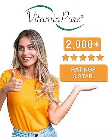 VitaminPure-Logo mit dem Text „2.000+ RATINGS 5 STAR“. Orangefarbener Hintergrund