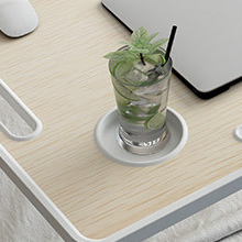 Bulit-in Cup Holder
