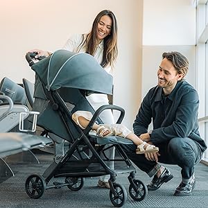 Quid3 airplane airport travel stroller