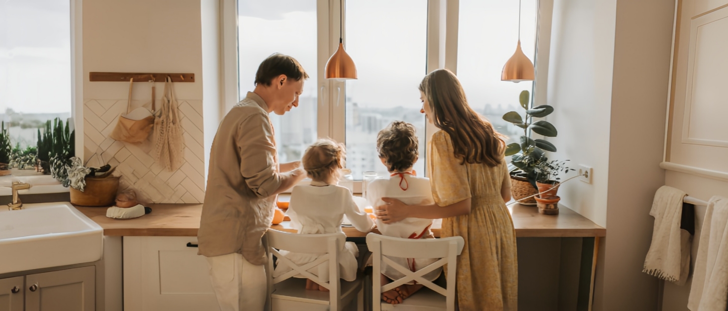 aobangkaar Egg Holder for Fridge, Automatically Rolling Egg