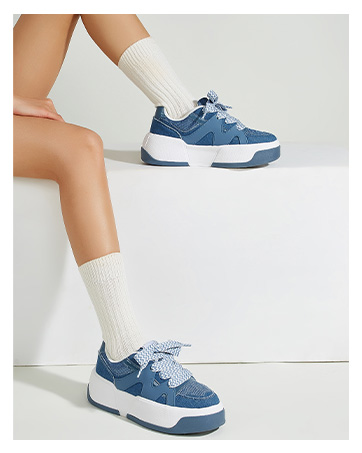 platform sneaker