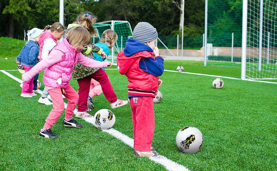  サッカーボール 3