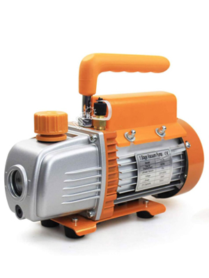 Half Life filmidan yalangoch Aleks Pornografik ayol sperma hovuzida yotadi.