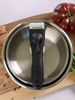 MENASTYL Batterie de cuisine inox amovible 6 pièces IRIS 3 poêles 2 casseroles poignée sécuritaire tous feux Acier inoxy 6a3c0ee8 7ffc 491a 8df6 51477dbbec53. CR530,0,1000,1333 PT0 SX300 V1