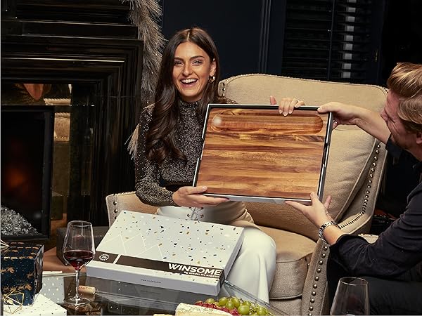 Each board comes in a beautiful gift box, perfect for any occasion: birthdays, weddings, etc...