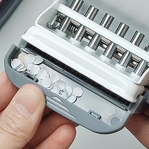 誰でも簡単に穴をあけることができます。