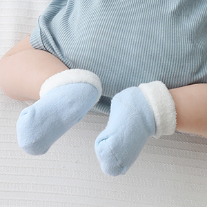 newborn socks 0-6 months