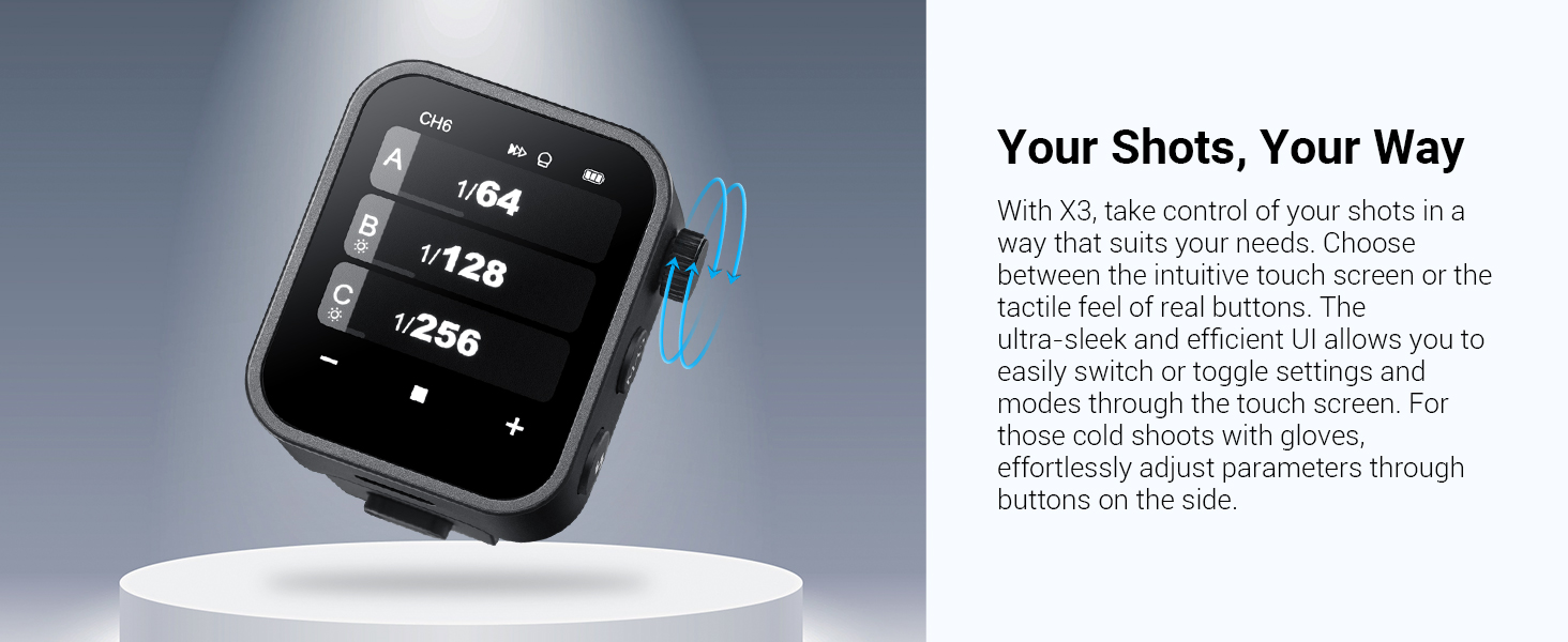 Smartwatch mit quadratischem Display, das numerische Daten anzeigt und auf einem weißen Podest positioniert ist. Blauer Text beschreibt anpassbare Funktionen