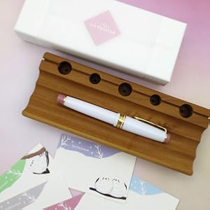 た*こ様 セーラー万年筆 春を待つシマエナガ ホワイト ピンク 中細 株式会社ホームショッピングオリジナル万年筆 『春を待つ