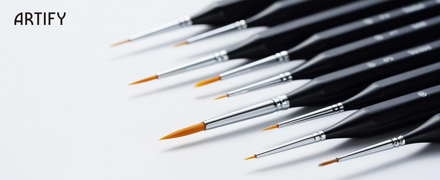 miniature paint brushes