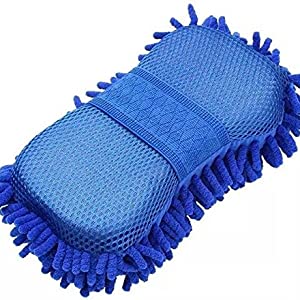 cleaning car duster