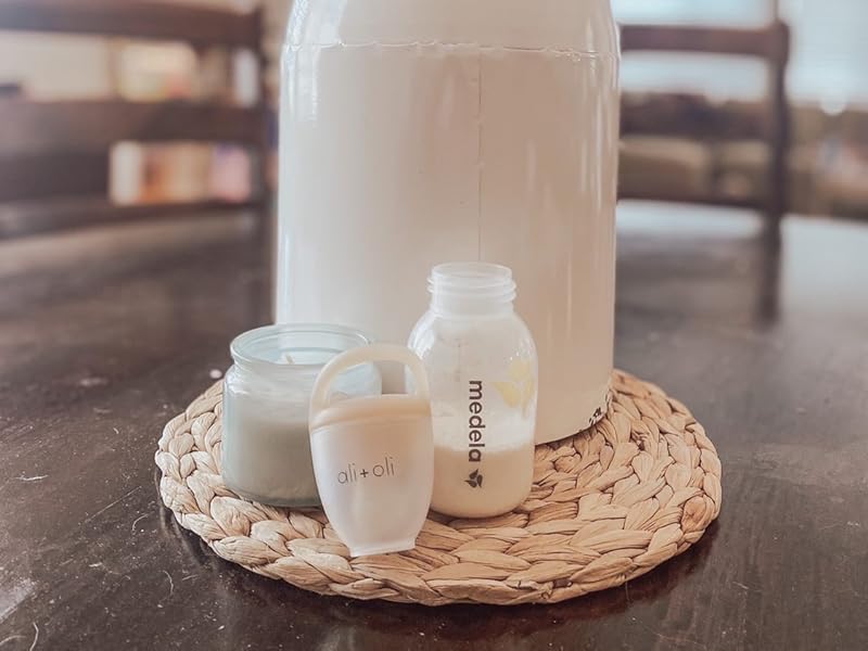 Frozen Breastmilk feeder for baby