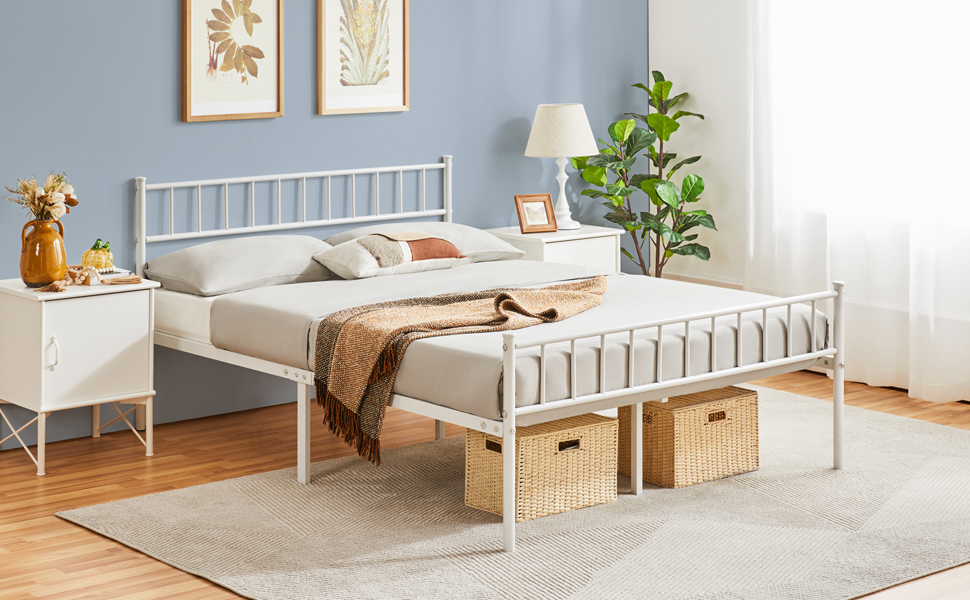 Yaheetech Double Metal Bed Frame 4ft6 Modern Style Bed with Headboard