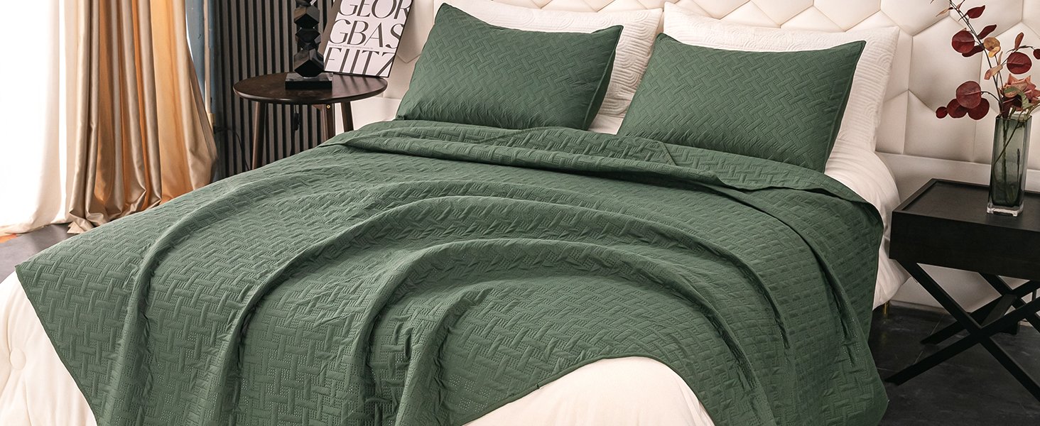 FLYMME Queen Quilt Bedding Set Olive Green Lightweight
