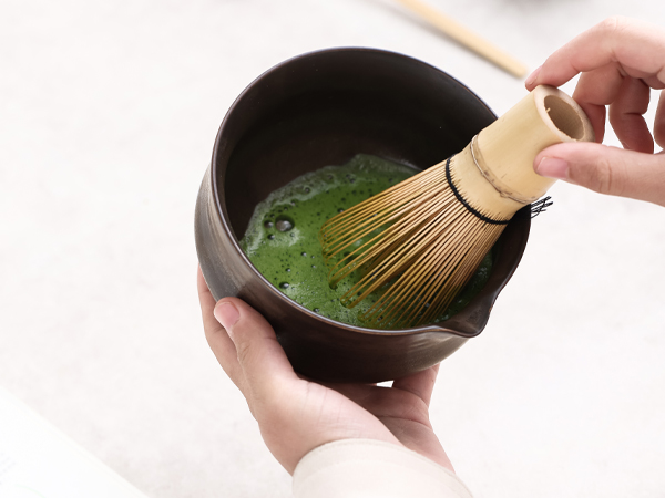 Whisk the matcha
