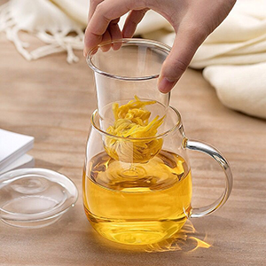glasse tea cup with infuser