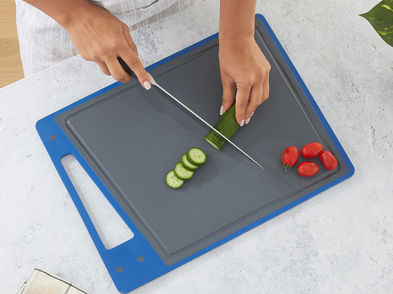 JoyJolt Plastic Cutting Board Set. Grey and Blue Cutting
