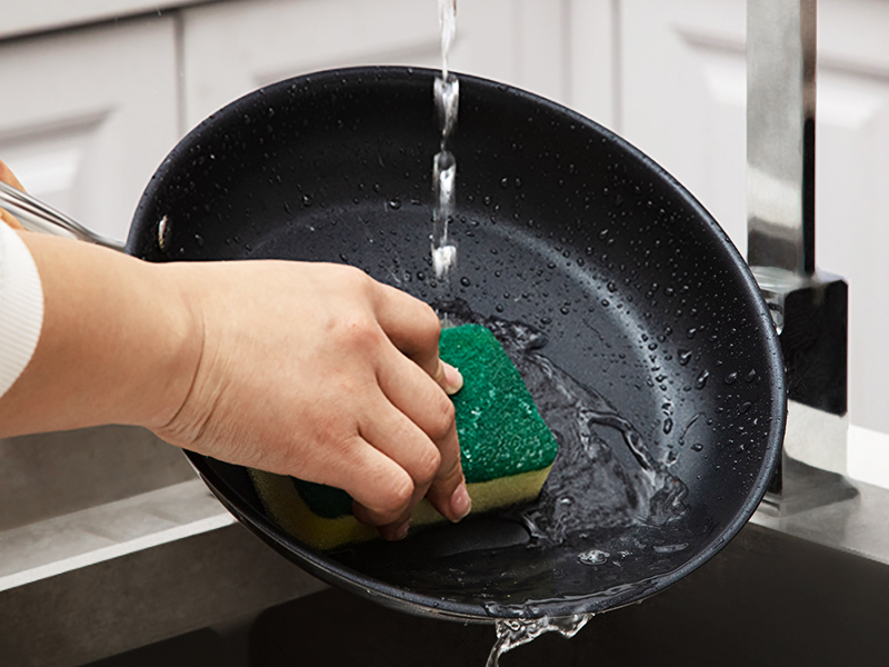 COOKNANO - Poêles Anti-Adhésives 20, 24 et 28 cm - Revêtement en Acier Inoxydable 4 Épaisseurs - Convient à Toutes les P 702fe2f8 F94c 4bc3 Afb0 5a40fb59e5f8. CR0,0,800,600 PT0 SX800 V1