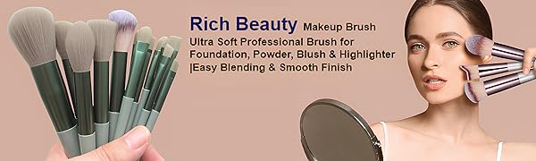 MAKEUP BRUSH
