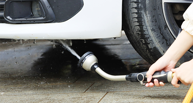 15-inch metal watering wand provides much more convenience.