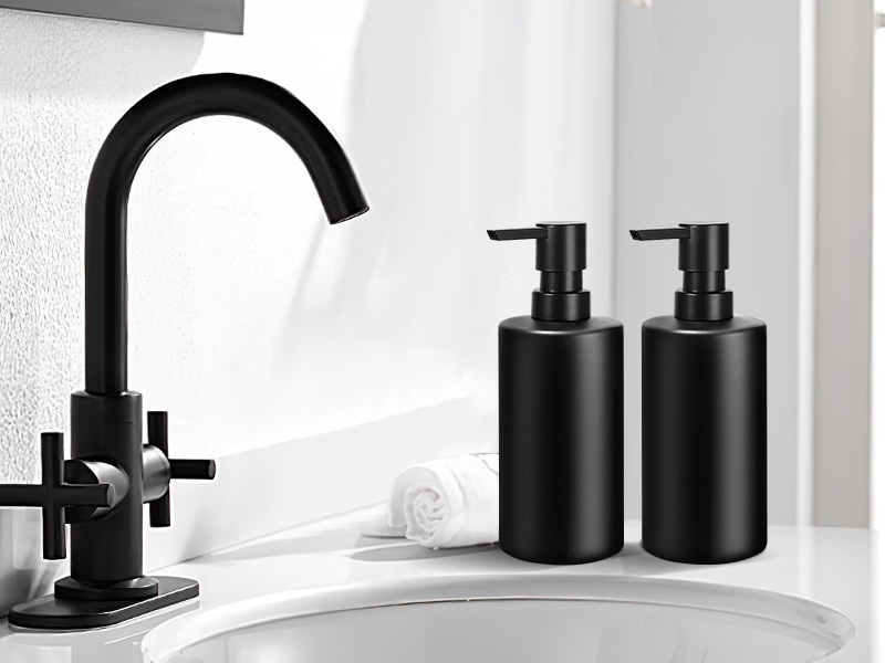 bathroom accessory set